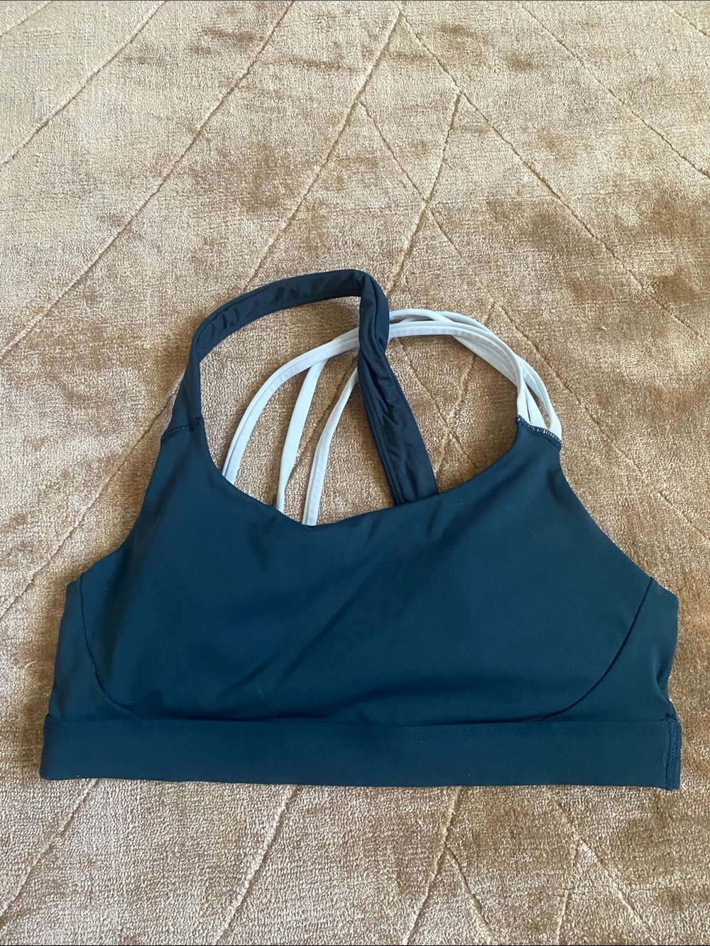 Athleta train free Strappy Sports Bra - medium